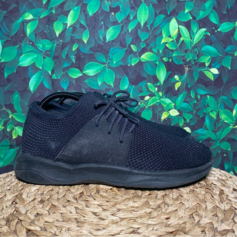 Vessi everyday black sneakers waterproof